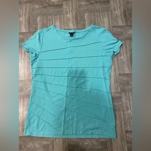 ANN TAYLOR blue tshirt with tags